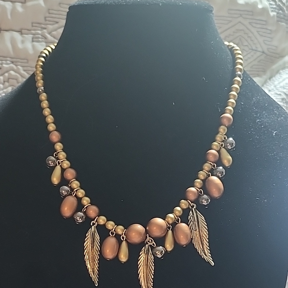 Elegant Gold and Bronze Leaf Necklace